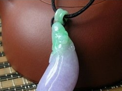 冰种福瓜翡翠吊坠